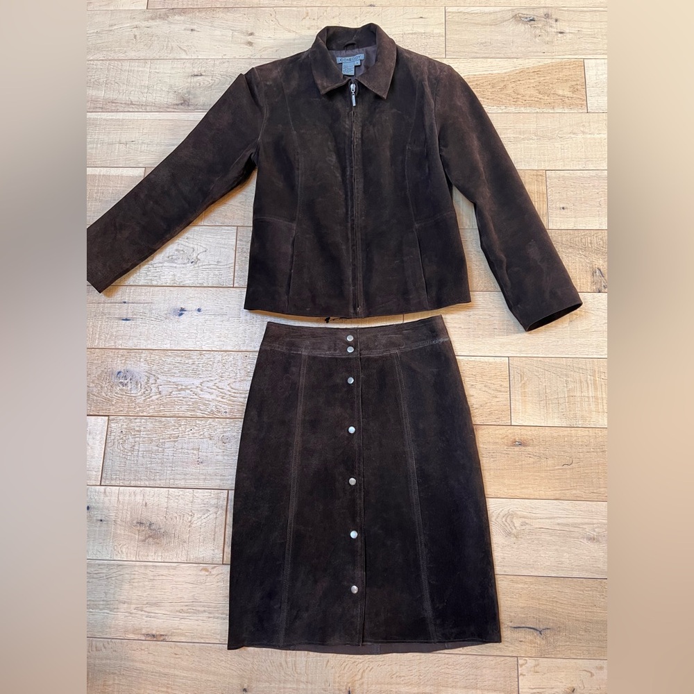 Vintage Elegant Brown Suede set (jacket and skirt)